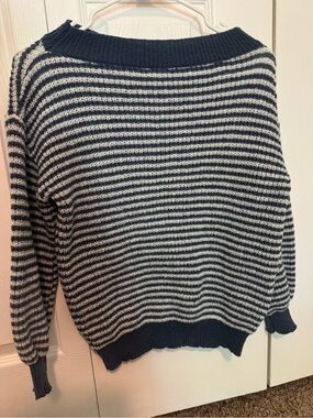 Striped Black and White Women's Crewneck Sweater